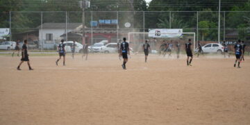 COPA MADEIRÃO: Primeira fase do campeonato movimenta o futebol amador no Campo do Treze