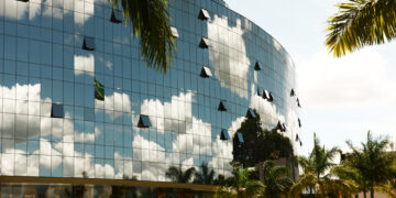 STF determina que PF ouça advogados ligados ao ex-presidente Bolsonaro por suspeita de obstruir investigação