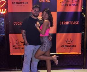 Casal apimenta suas relações comprando e vendendo vídeos eróticos