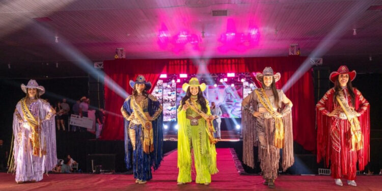 EXPOJIPA 2025 elege Rainha, Princesas, Madrinha do Rodeio e Garota Cowboy de Aço