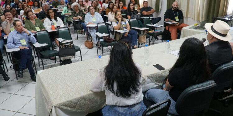 Rondônia dá primeiro passo para atualização do protocolo nacional e estruturação da Linha de Cuidado das Hepatites Virais