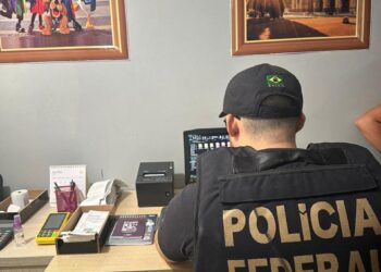 Polícia Federal deflagra operação de combate à organização criminosa especializada em migração ilegal