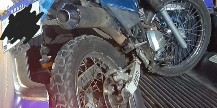 Precisão – Ação Rápida da PM Flagra Suspeito com Moto Roubada e Tornozeleira Rompida em Porto Velho