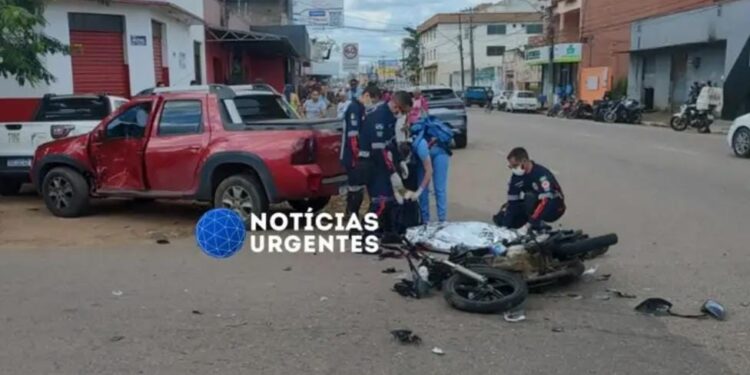 URGENTE: Motociclista morre em grave acidente no centro da capital