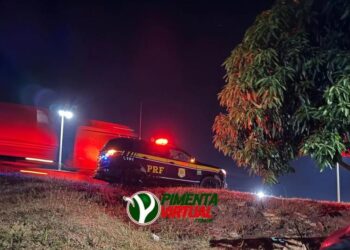 Urgente: Pedestre é atropelado e arremessado para fora da pista na marginal Marechal Rondon em Pimenta Bueno