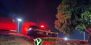 Urgente: Pedestre é atropelado e arremessado para fora da pista na marginal Marechal Rondon em Pimenta Bueno