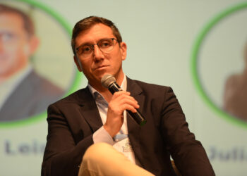 “Os químicos têm papel decisivo no sucesso das biossoluções no agronegócio”, frisa Rafael Leiria, diretora da Rovensa Next Brasil, durante o 1º Fórum dos Químicos no Agronegócio