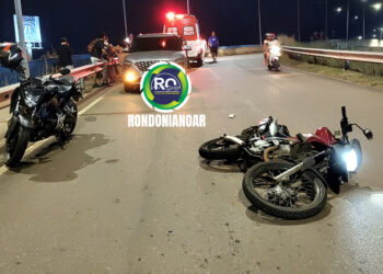 Motociclista colide com mureta do viaduto da BR-364 -VEJA O VÍDEO