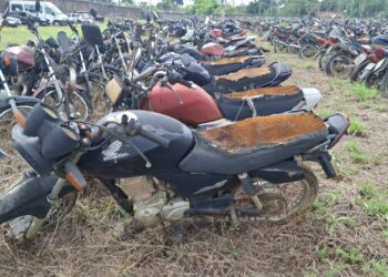 Leilão eletrônico oferta quase 10 mil veículos como sucata em Rondônia