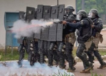 Em Rondônia, PRF realiza nivelamento da força de choque regional