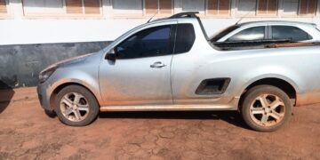 Ação Rápida da Polícia Militar Resulta na Recuperação de Veículo e Bens Roubados em Propriedade Rural