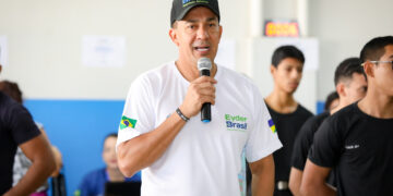 Eyder Brasil destina R$ 250 mil para reforma da fachada da Escola João Bento da Costa