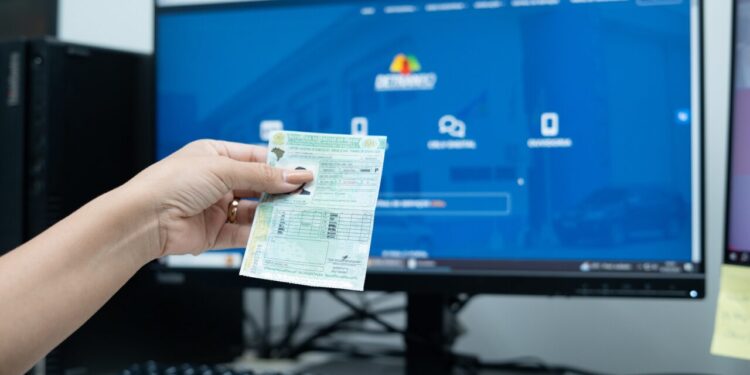 Carteira de Habilitação de pessoas que vieram à óbito devem ser bloqueadas por familiares