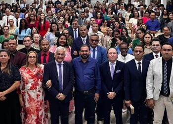 Laerte Gomes participa de encontro de pastores e lideranças em Ji-Paraná
