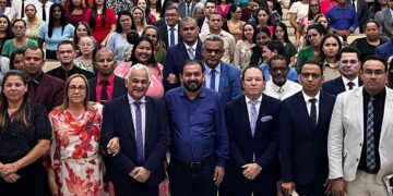 Laerte Gomes participa de encontro de pastores e lideranças em Ji-Paraná