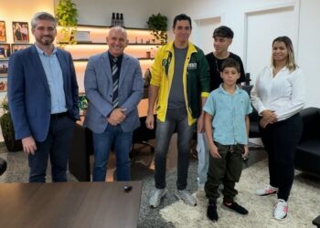 Ezequiel Neiva destina recursos para passagens de atletas na Copa do Brasil de Karatê em Santa Catarina