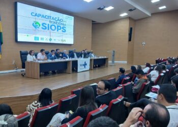 Alero sedia capacitação a prefeitos e secretários de saúde sobre Siops