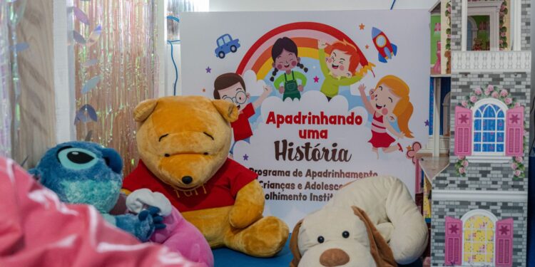 Serviços “Família Acolhedora” e “Apadrinhando uma História” fazem a diferença na vida de crianças e adolescentes