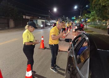 Ação educativa promove conscientização de condutores e pedestres em Porto Velhomais conscientes