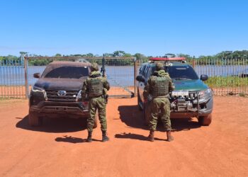 FORÇAS DE SEGURANÇA DA FRONTEIRA ATUAM EM CONJUNTO PARA RECUPERAÇÃO DE VEÍCULO ROUBADO NA OPERAÇÃO PROTETOR DAS DIVISAS E FRONTEIRAS