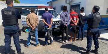 PM apreende drogas e prende cinco suspeitos de tráfico em Jarú