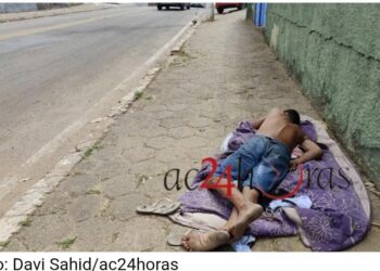 Homem em situação de rua escapa de incêndio e desmaia sob sol forte