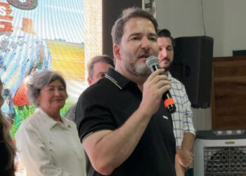 Presidente da Assembleia Legislativa participa de entrega da premiação do concurso leiteiro em Ariquemes