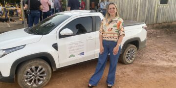 Com emenda da deputada Cláudia de Jesus, associação rural de Jaru conquista veículo
