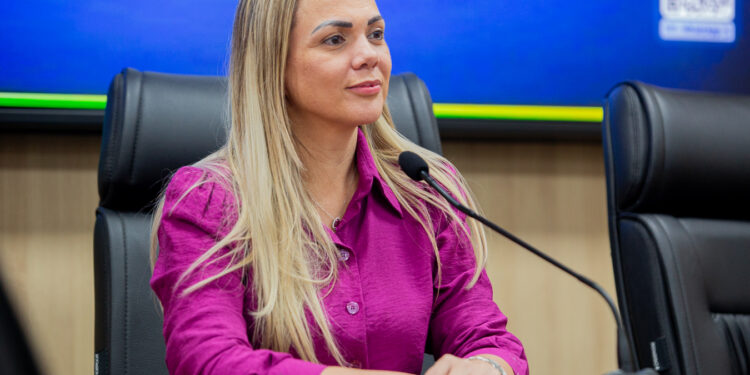 Deputada Cláudia de Jesus destina R$ 200 mil para a realização da 44ª Expojipa