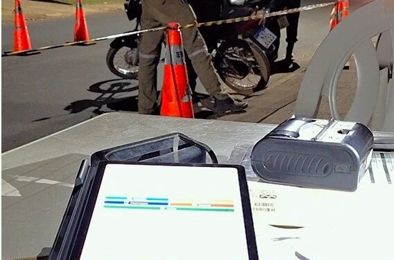 Talonário eletrônico começa a ser utilizado na fiscalização de trânsito no Cone Sul de Rondônia