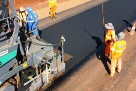 Governo de RO investe mais de 320 milhões em pavimentação da TransRondônia; obra está na reta final