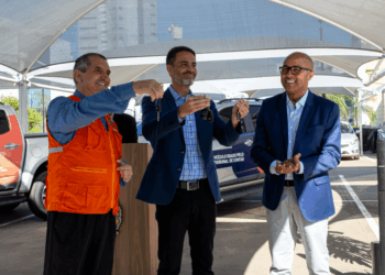 TCE-RO doa 4 caminhos à Defesa Civil para atender distritos de Porto Velho