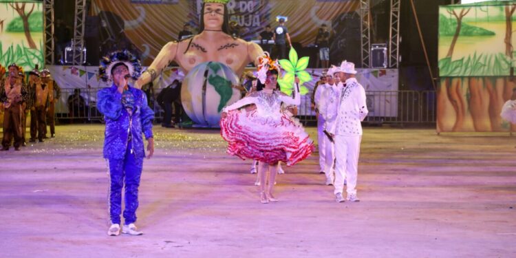 Nova Junina do Orgulho promete emocionar com tema “O Sonho de um Vaqueiro” no Arraial Flor do Maracujá