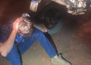 Ladrão de moto tenta fuga em alta velocidade e é preso
