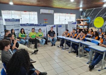 Feira de Ciência, Tecnologia e Inovação fortalece o ensino e a pesquisa em escola de Porto Velho