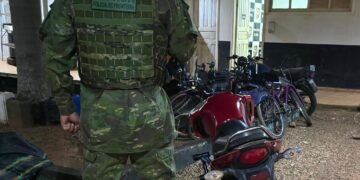 POLÍCIA MILITAR APREENDE MOTO CLONADA DURANTE OPERAÇÃO NA FRONTEIRA DE RONDÔNIA