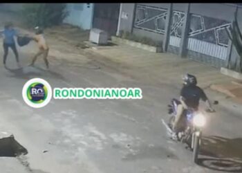 Mulher reage a assalto e impede que ladrões em motocicleta levem sua bolsa em Porto Velho – VEJA O VÍDEO 