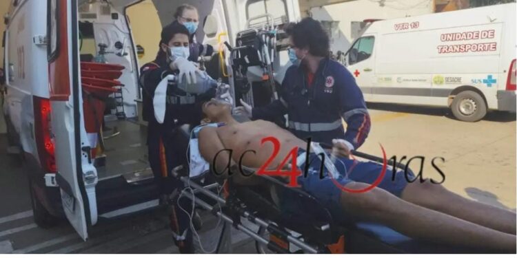 Jovem é baleado ao sair da casa do pai no Canaã; vítima fica em estado grave