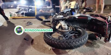 Motociclista é encaminhado ao JPII após colisão frontal com carro