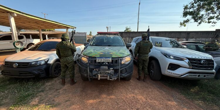OPERAÇÃO PROTETOR DAS DIVISAS E FRONTEIRAS: FORÇAS DE SEGURANÇA RECUPERAM DOIS VEÍCULOS ROUBADOS
