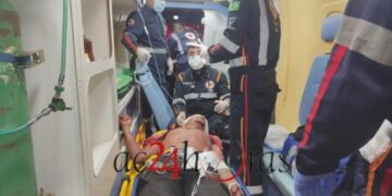 Criminoso é ferido a golpes de terçado ao sair de residência com moto roubada