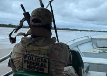 PF prende homem em flagrante por contrabando de combustível em Guajará-Mirim/RO