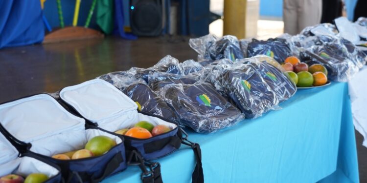 Prefeitura de Porto Velho avança com projeto piloto “Lanche Extra” que fortalece alimentação escolar