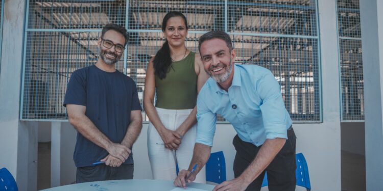 Prefeitura assina termo de fomento para Clínica Municipal de Bem-Estar Animal em Porto Velho