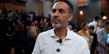 Treze gestores foram empossados pelo prefeito Léo Moraes