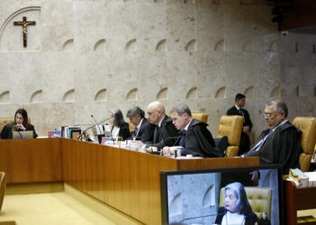 STF invalida proibição de casados em cursos de internato das Forças Armadas