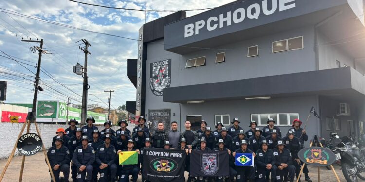 Batalhão de Choque ministra instrução sobre uso de Instrumentos de Menor Potencial Ofensivo no I CPFRON