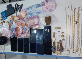 5º BPM – PM apreende drogas e prende responsável pela “boca de fumo”