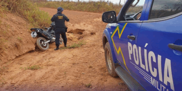 Polícia Militar recupera motocicleta furtada em área rural de Cacoal