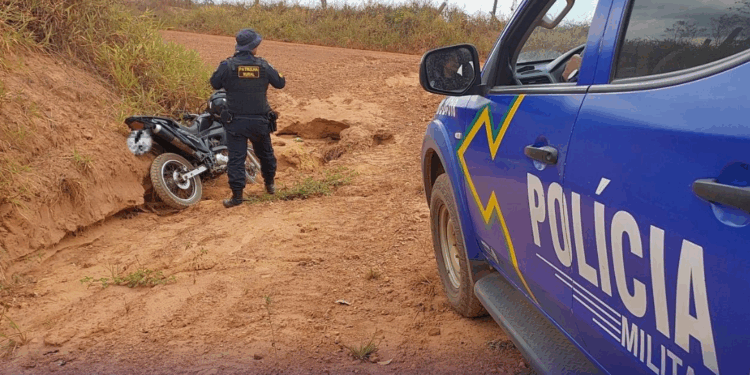 Polícia Militar recupera motocicleta furtada em área rural de Cacoal